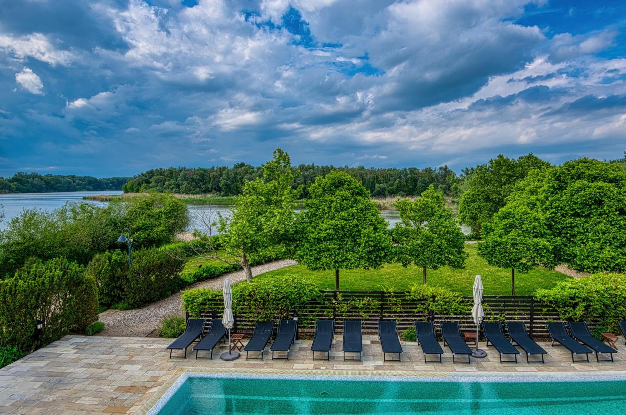 Готель Tisza Balneum 4*